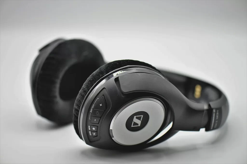 What are the headphones that don't cause headaches || Headsetbin.com